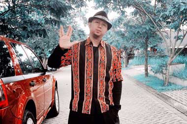 Anggy Umbara, Bicara Kontroversi, Bumi Manusia hingga Suzzanna