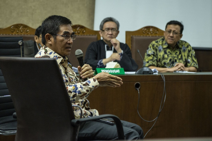 Pengacara Irman Persoalkan Aturan Hukum Dagang Pengaruh