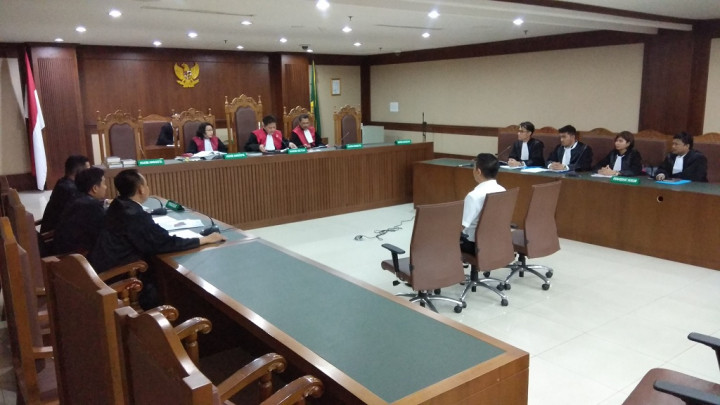 Jaksa Minta Hak Politik Fayakhun Dicabut