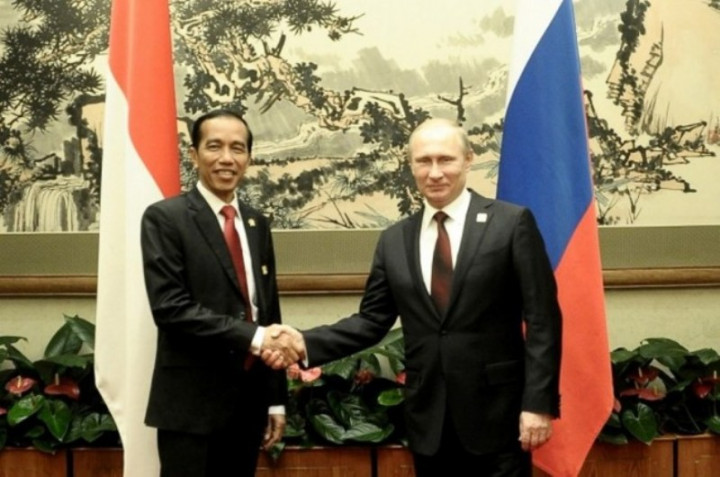Putin Inginkan Bertemu Jokowi di KTT Asia Timur