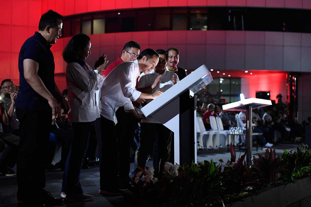 Jokowi Minta BUMN Gerak Cepat Adaptasi Perubahan