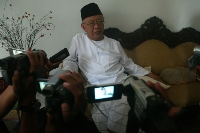 Gus Sholah: Aksi Bela Bendera HTI Tak Ada Gunanya