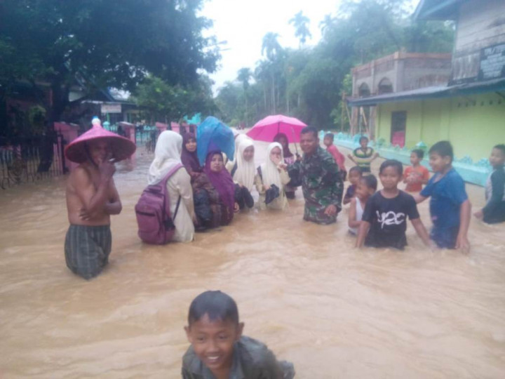 Korem Wirabraja Antisipasi Dampak Banjir Padang