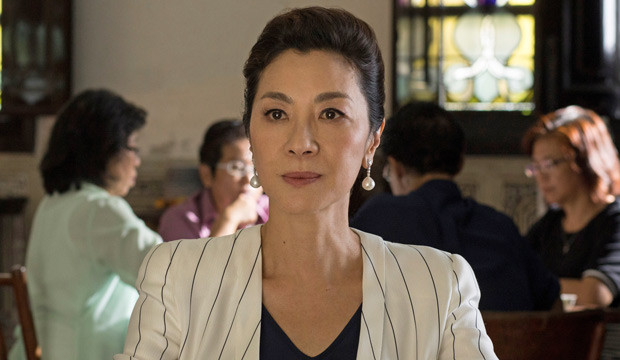 Michelle Yeoh Diprediksi Mendapat Piala Oscar Berkat Crazy Rich Asians