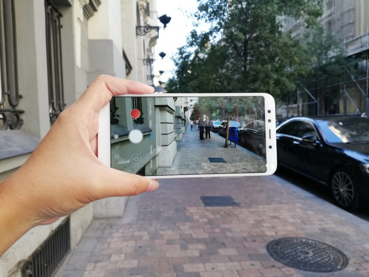 Begini Pengalaman Menjajal Xiaomi Mi A2