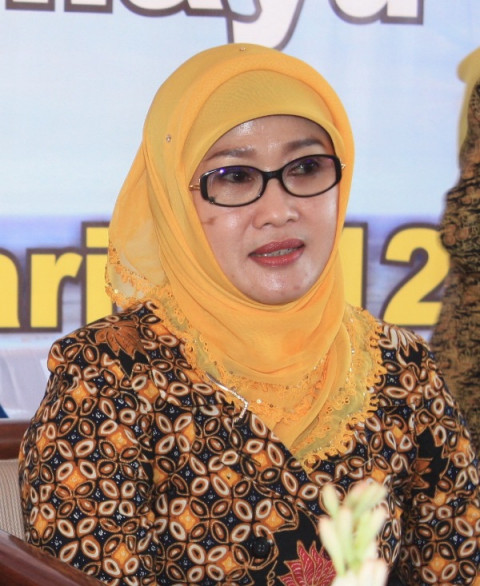 Bupati Anna Sophanah Mengundurkan Diri