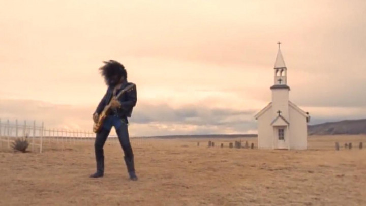 Kisah di Balik Lagu November Rain