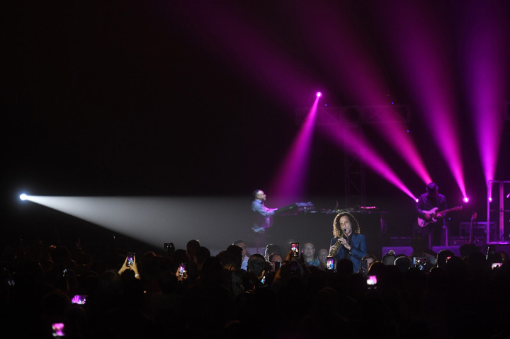 Kemeriahan Konser Kenny G di Jakarta
