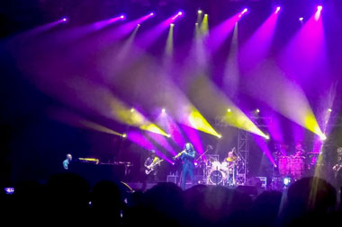 Kenny G Kembali Hipnotis Penggemar di Jakarta