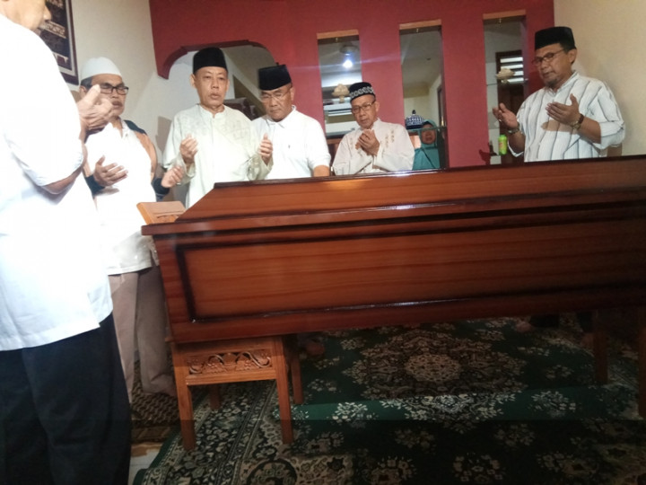 Rumah Dokter Korban Lion Air Jatuh Diselimuti Haru