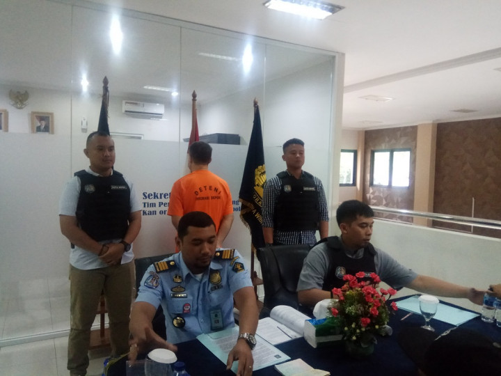 Imigrasi Depok Tangkap WN Australia Karena Overstay