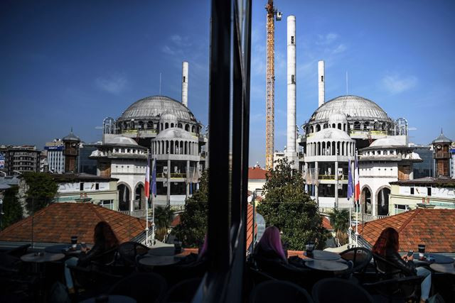 Masjid Kontroversial Usulan Erdogan