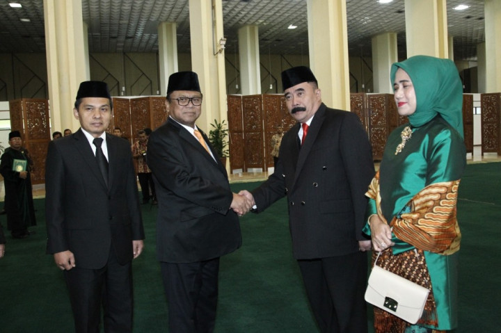 Oesman Sapta Lantik Sesjen DPD RI