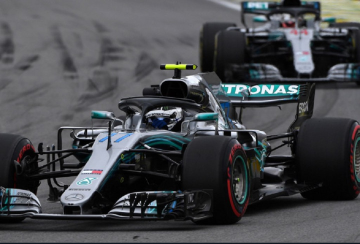 Valtteri Bottas Rajai FP2 GP Brasil