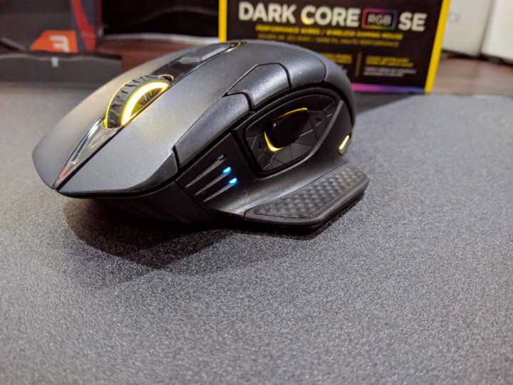 Corsair Dark Core RGB SE, Mouse Gaming Canggih