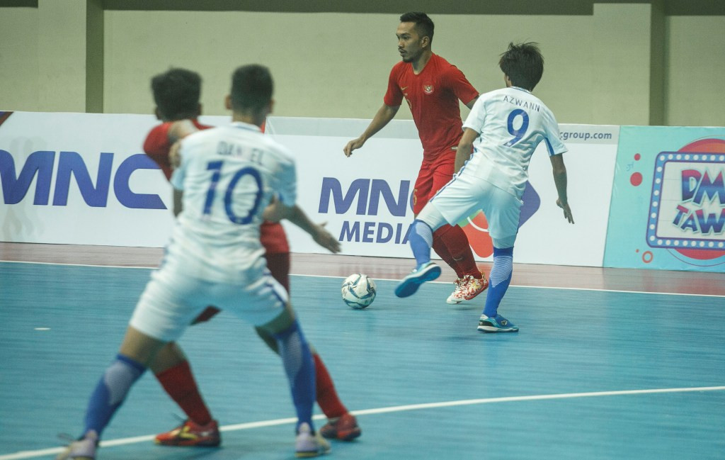 Suasana pertandingan saat Indonesia kontra Malaysia pada AFF Futsal 2018 (Foto: Antara/Hendra Nurdiyansyah)
