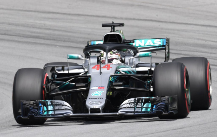 Kalahkan Verstappen, Hamilton Juara GP Brasil