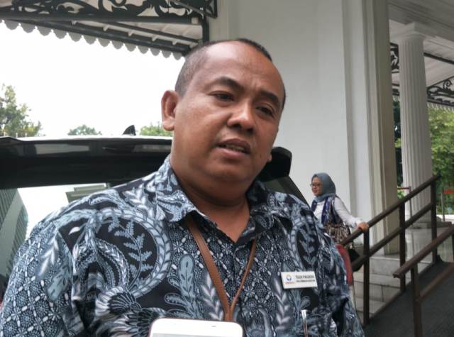 Ombudsman Sebut Anies Kerepotan Urus <i>Skybridge</i>