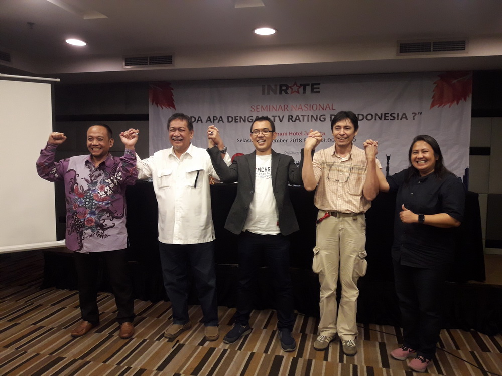Deddy Mizwar usai menjadi pembicara Seminar Nasional bertema Ada Apa dengan TV Rating Indonesia yang digelar Inrate di The Akmani Hotel, Jakarta Pusat (Foto: medcom/elang)