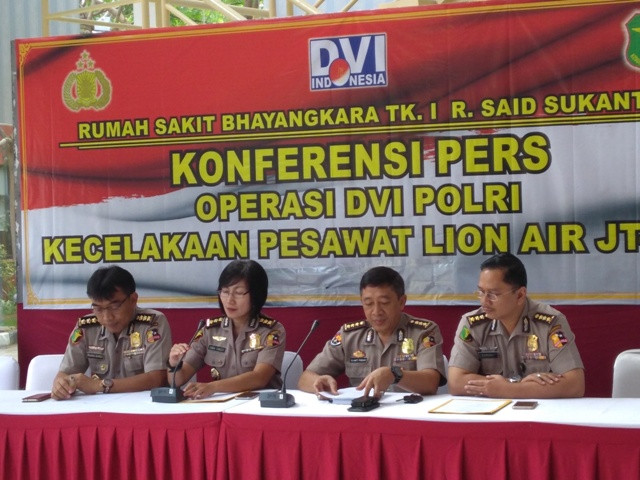 Sepuluh Penyelam Basarnas Diterapi Hiperbarik