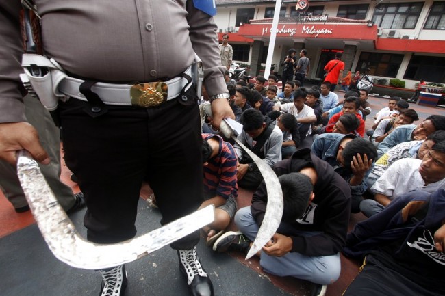 Terlibat Tawuran, Tiga Remaja di Bekasi Ditangkap