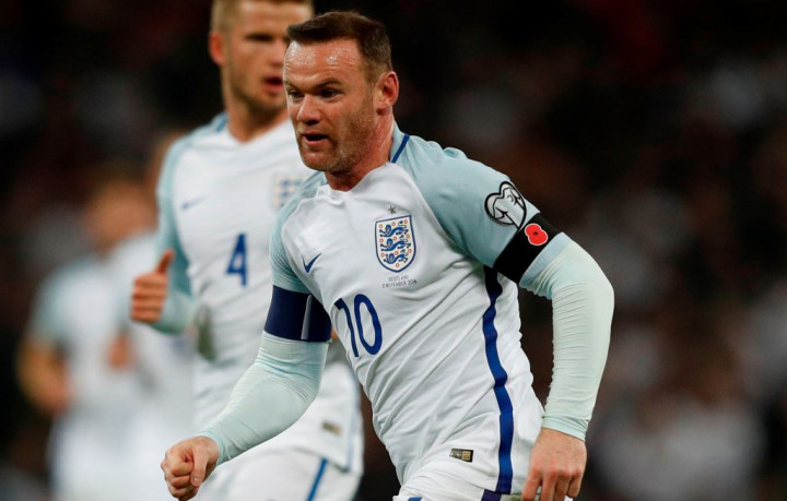 Rooney Ungkap Alasan Batal Pensiun di Manchester United