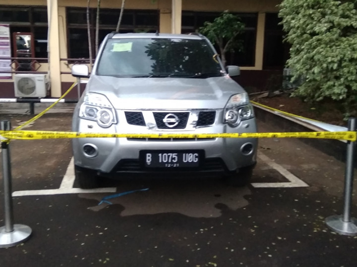 HS Sempat Mengaku di Singapura