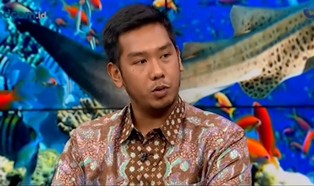 Sampah Plastik Saru dengan Makanan Biota Laut