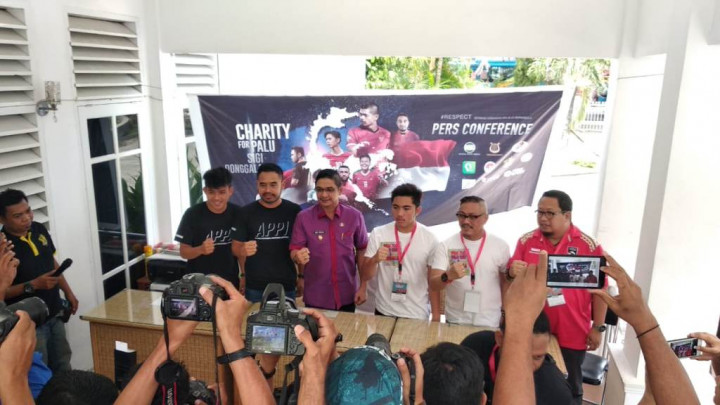 Tiba di Palu, Timnas All-Star Disambut Pasha Ungu