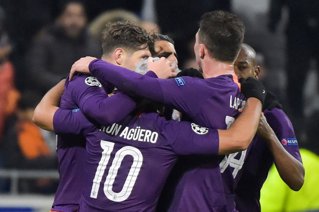 Manchester City Melaju ke Fase Gugur