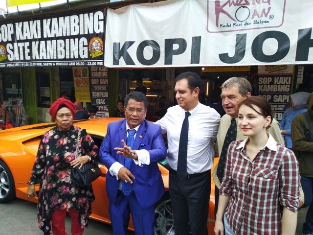 Hotman Paris Yakinkan Keluarga Korban Gugat Boeing