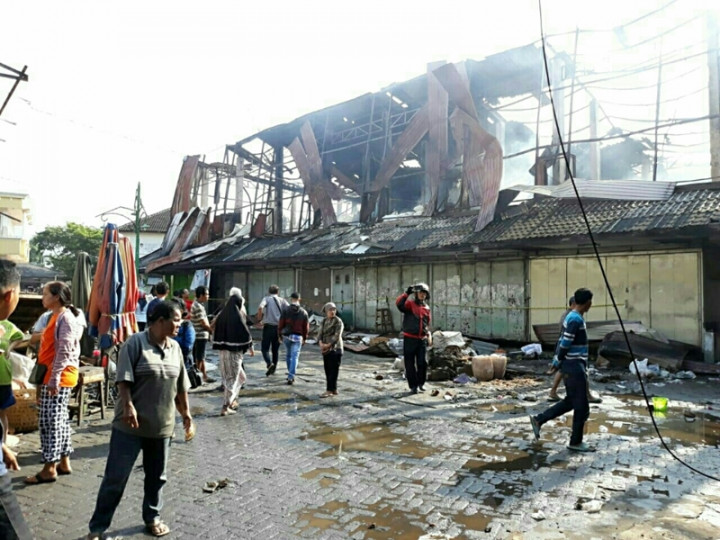 Pedagang Pasar Legi Tempati Pasar Darurat Bulan Depan