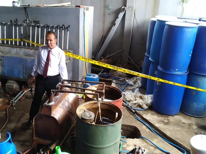 Pabrik Arak di Kudus Digerebek