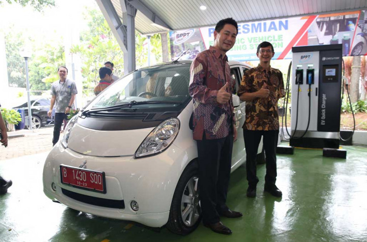 Mitsubishi 'Girang', BPPT RI Resmikan Stasiun Pengisian Listrik