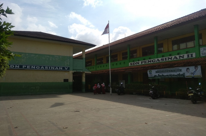 Siswa SD Diduga Keracunan Minuman Kedaluwarsa