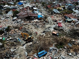 <i>Berharap Tak Ada Lagi Korban saat Gempa</i>
