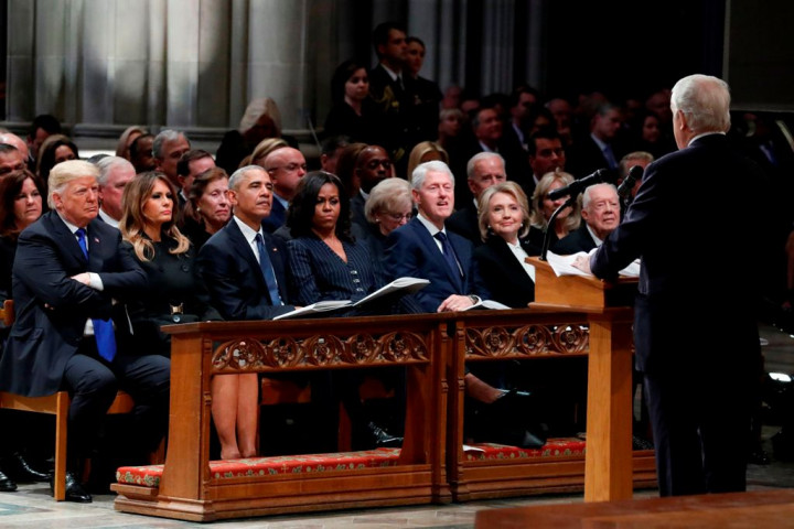 4 Presiden AS Bertemu di Upacara Pemakaman Bush