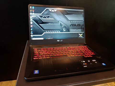 ASUS TUF Gaming FX705.