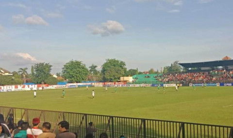 Suasana Pertandingan Madura FC melawan Madura United yang