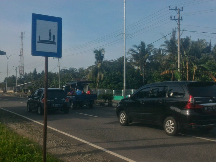 Ada Rambu Tanda Kuburan Disertai Gambar Pocong di Bangka