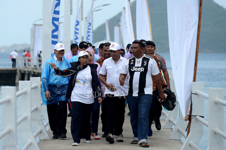 Menteri Rini Resmikan Dermaga Pulau Rinca NTT