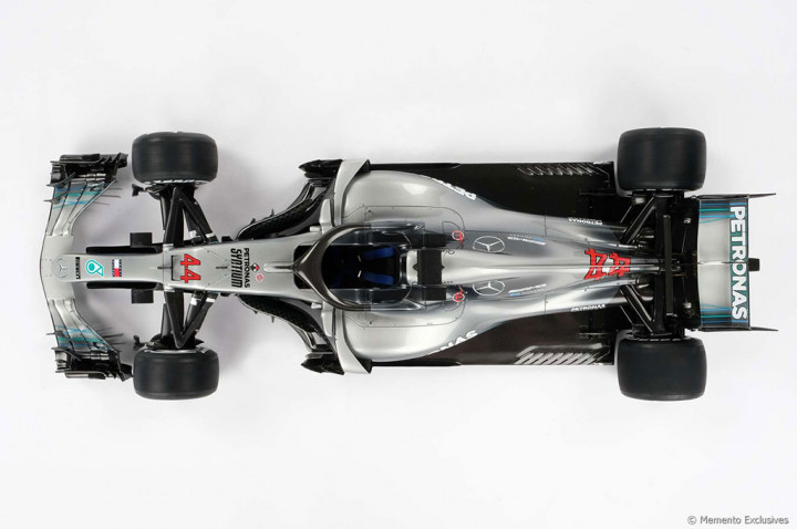 Mau Punya Replika Mobil Lewis Hamilton Seharga LCGC?