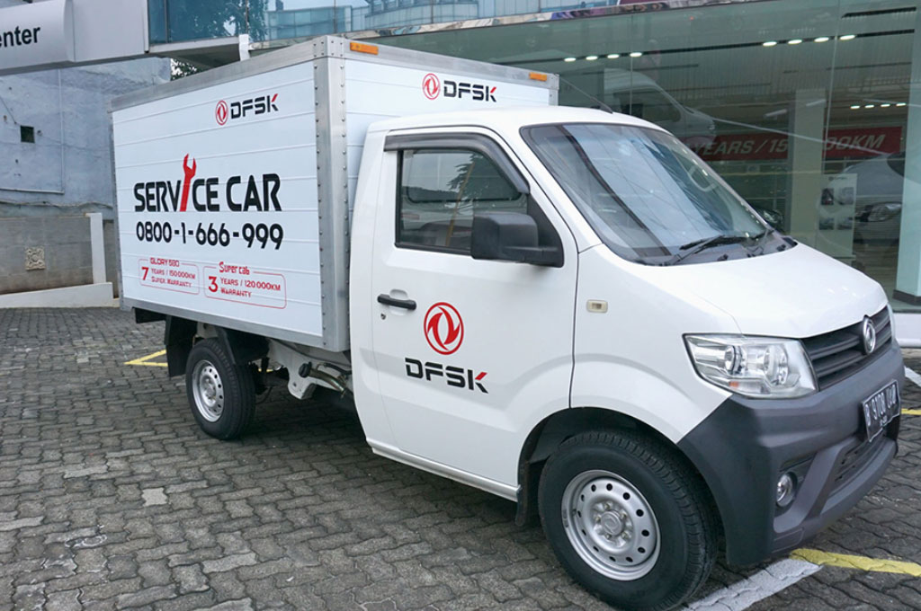 Service car milik DFSK. DFSK