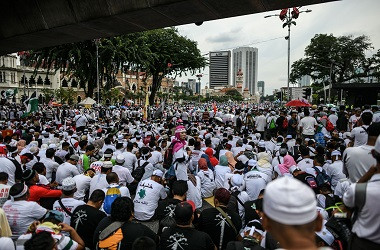 Ribuan Warga Malaysia Tuntut Perlindungan Hak Muslim