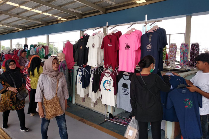 Skybridge Tanah Abang Mulai Ditempati PKL