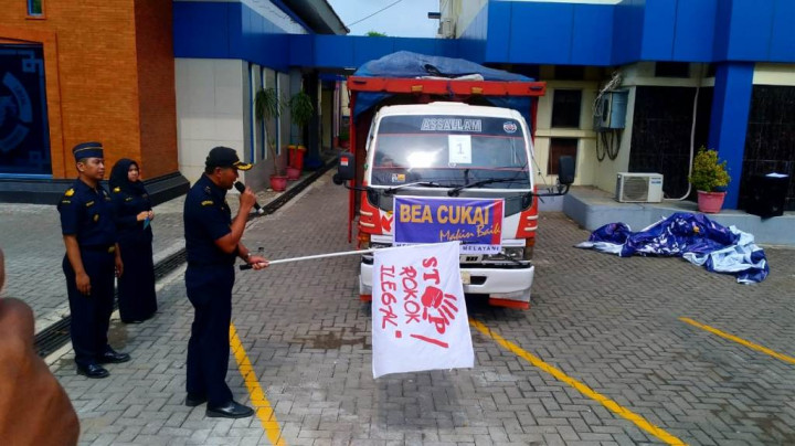 Bea Cukai Kudus Musnahkan Jutaan Batang Rokok Ilegal