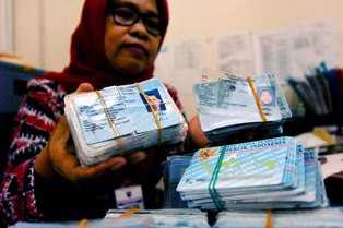 Kasus KTP-el Tercecer Berbeda Satu Sama Lain