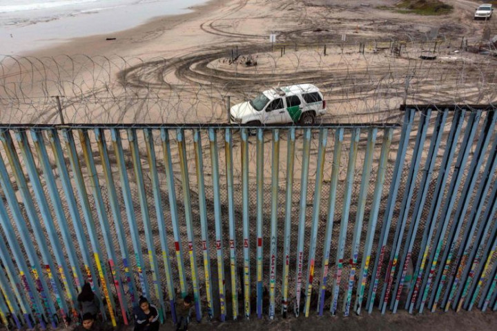 Ditahan di Perbatasan AS, Anak Imigran Meninggal