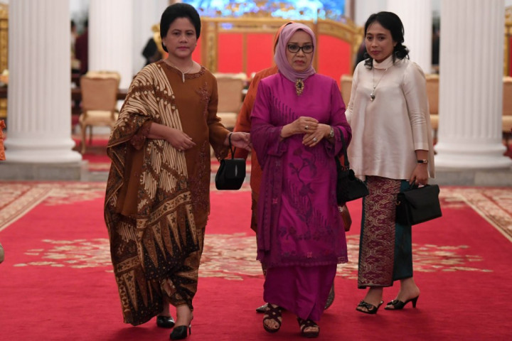 Ibu Negara Ziarah ke Makam Istri Mantan Wapres