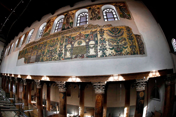 Mosaik Gereja Kelahiran Yesus di Betlehem kembali Bersinar